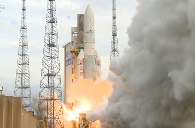 阿丽亚娜五号ECA型火箭发射瞬间