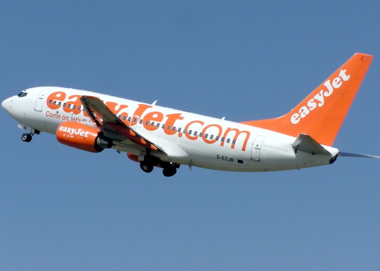 ���µ��׽ݺ��տͻ���ת����������ά�ޡ�ͼΪ�׽ݺ���һ�ܿͻ���������ͼƬ��