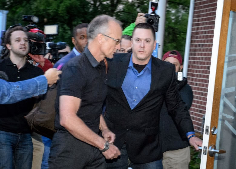 ����Ĭ���У��ܶ��ص���ҽ��������