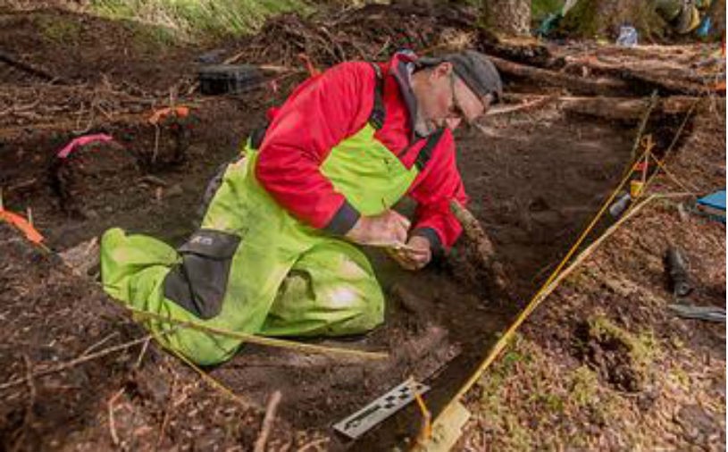 ̽��1813��Neva�������ڰ���˹��ʧ�� ��Ա�ڴ�ѩ�д���һ����