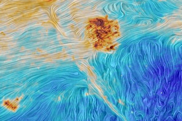 ͼ����ɫɫ��������ʾ�������ŷǳ����ܶȵ����泾�������˶���Ŀѣ������״�ṹ��ʵ����Զ���ϵ���������������