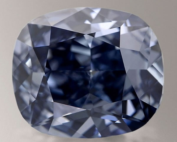 ȫʯ(The Blue Moon Diamond)11ʿ