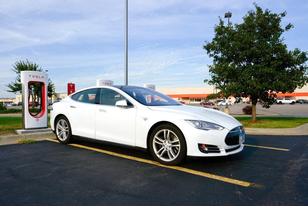 ͼе˹TeslaModel Sŷеõ10ֵĳ֮һ PHOTOGRAPH BY MARK REINSTEIN, COR