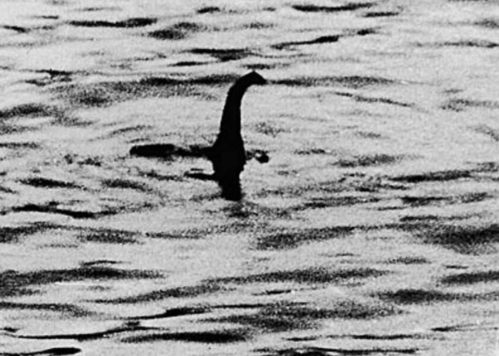 尼斯湖水怪传说吸引不少游客专程到苏格兰