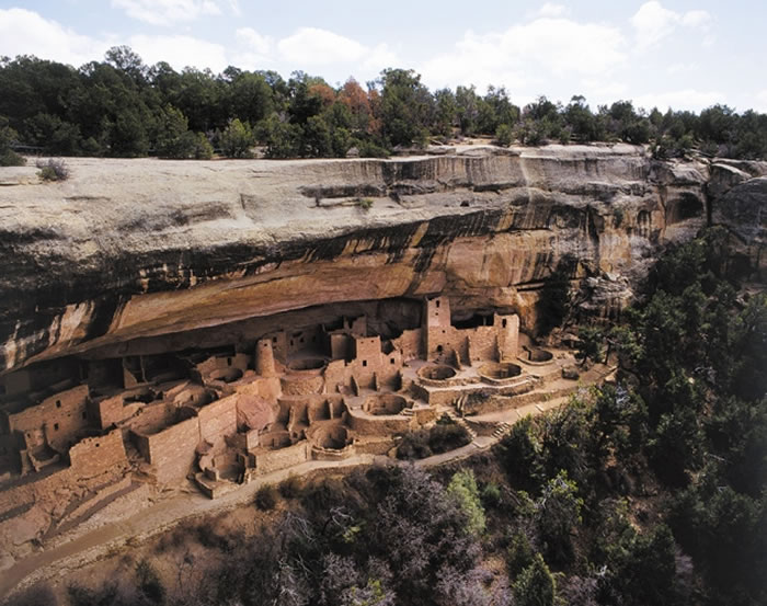 位于梅萨维德国家公园的普韦布洛人居住区,在13世纪是一个繁荣的村庄。