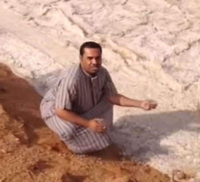 �ж����������澰��ɳ�ӡ� ��ӿ��ɳ����ɳĮ