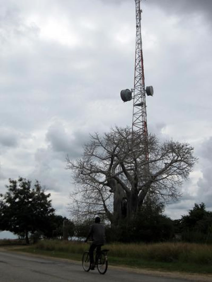 卢旺达的移动电话信号塔