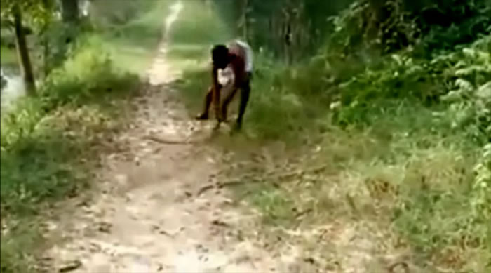 ӡ�����ӷ��ˤ��ͽ��ɱ���۾����� ֻ��������ڶ���֮��