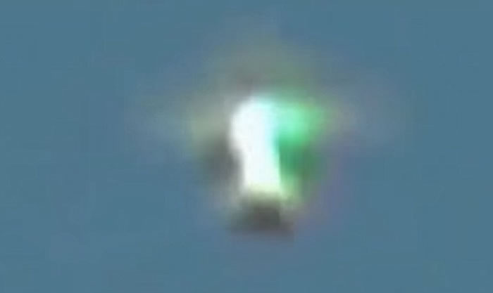 �ڶ�����Ƶ�������ʮ�ּܵ�������6�·�ʱ�ڶ����Ŀˣ�Donetsk���Ͽշ��ֵġ��������ڿ�����ս������ս��֮һ��