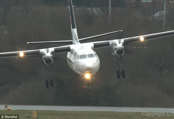 Ӣ����������ǿ�� �������ͻ����侪�����