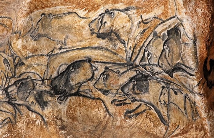 洞内有逾千幅描绘动物的壁画。