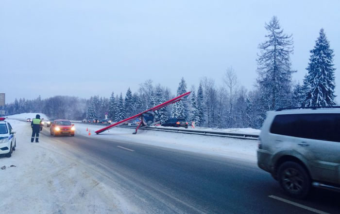 ܿ쵽ֳɢ¹ʲδԽͨӰ졣