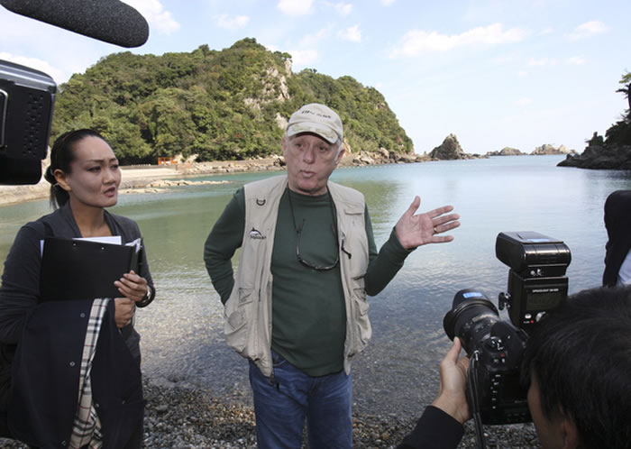 2016年1月18日瑞克・欧贝瑞(Ric O’Barry)持旅游签证抵达成田机场,以调查捕杀海豚的情况与在京都旅游为主要目的,却在机场被日方拒绝入