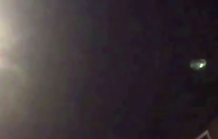 Ӣ����Ա�ֵ��峿�����ϰ෢�����򳡴�СUFO