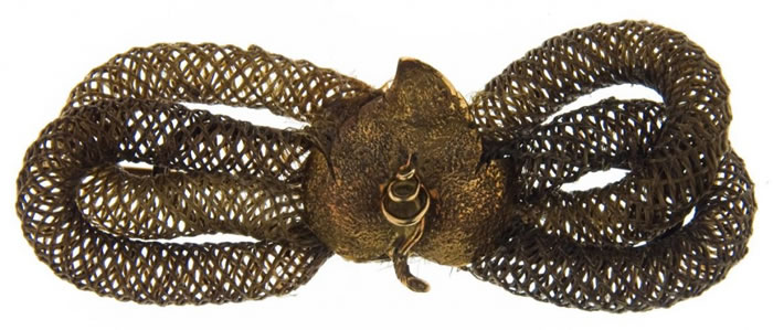 ������������˷���֯���ɡ�����Ҷ״װ��׺��һ�������Ρ� COURTESY OF MINNESOTA HISTORICAL SOCIETY