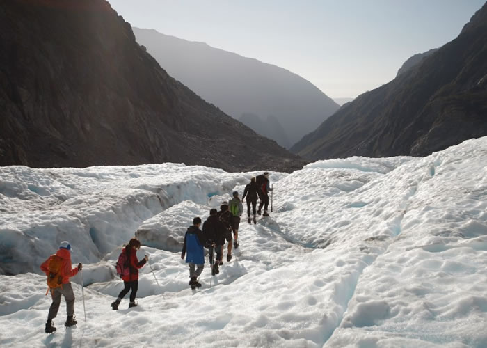 ������˹�͸�����Լɪ�����Զ������δ�ͳ����Ҫ������