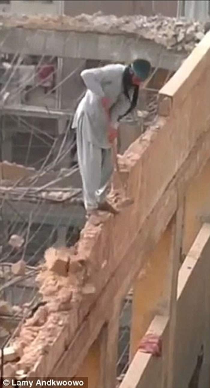 �ո��˵��󣺳�Ž�����վǽ��¥���Ѷ�