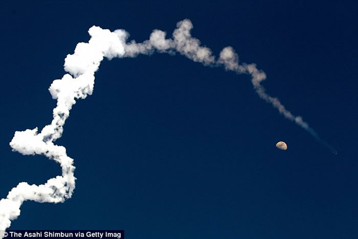 日本观测黑洞等天体的人造卫星Hitomi失联