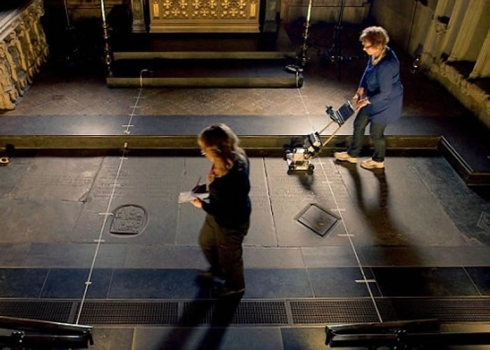 �о���Ա����̽���״�ɨ��Ĺ�ء�