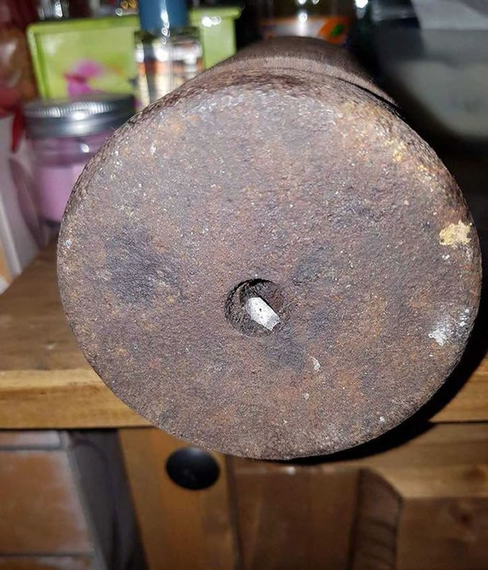 Ӣ�������ԼҺ�Ժ�ڵ�һö100��ǰ���ڵ�