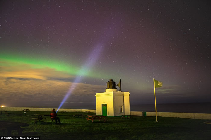 Ӣ����ӰʦDean Matthews����������ϣ���ȵ����ĵ���Ŀ�����⡰�ǿ��µĲʺ硱