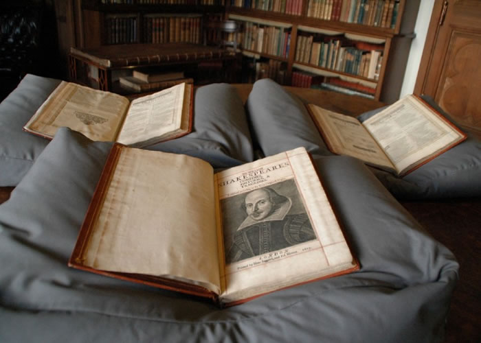 Ӣ��ѧ��֤ʵ�����ո������֡���һ�Կ�������ԭ�档