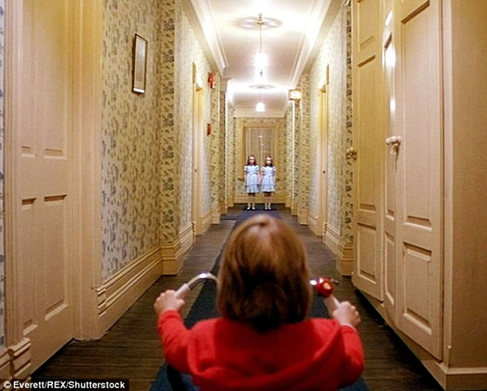 美国著名作家史提芬京的恐怖小说《闪灵》深入民心,而他的创作灵感是科罗拉多州埃斯特斯公园一间酒店,原来是全美其中一间最闹鬼的酒店。