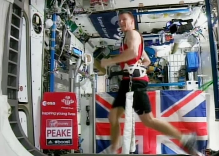 Ƥ���ڹ���̫��վ�μ��׶������ɡ�