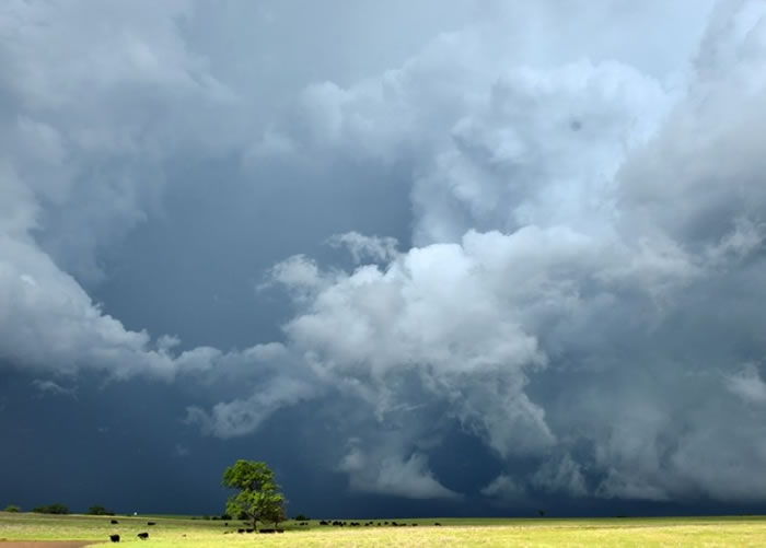 俄克拉何马州的天气极不稳定。