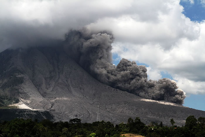 ӡᱱŴʡɽSinabung 3