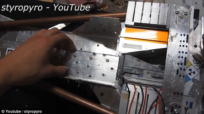 ������ķ����ġ�����ѧ�ҡ��������������������ǿ������ἤ����