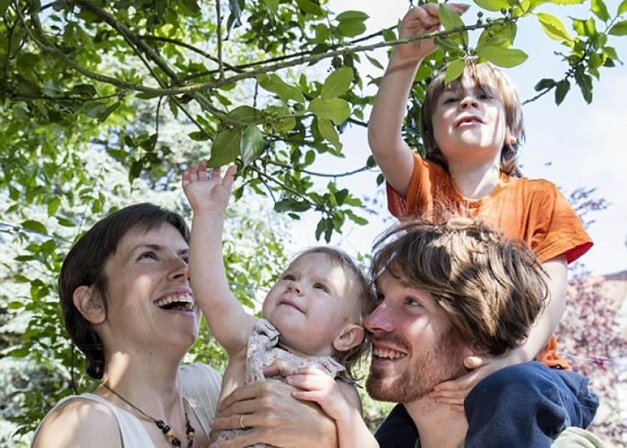 ��������󣩼��ɷ��ң���Ϊ����Ů�Ӵ�����Ȼ��Ϊ��Ҫ��