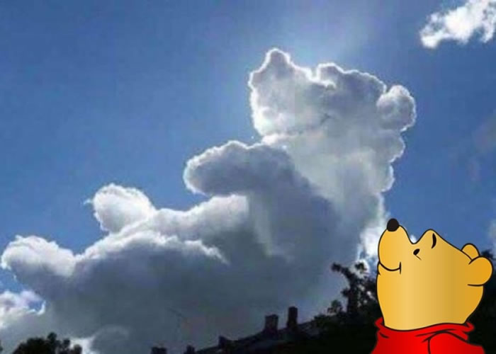 英国多塞特郡慈善活动天空现“维尼云”