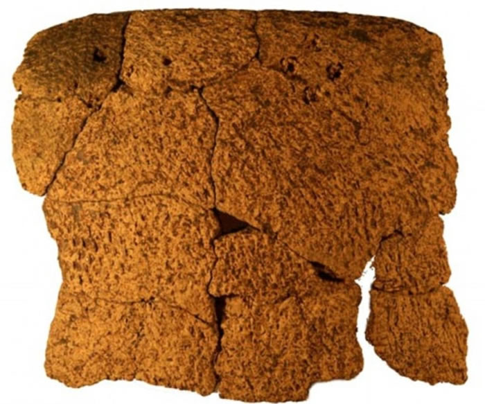 芬兰人于公元前2世纪所使用的陶器。