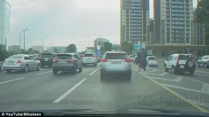 �����������������񳬳���������˾������Ľ��