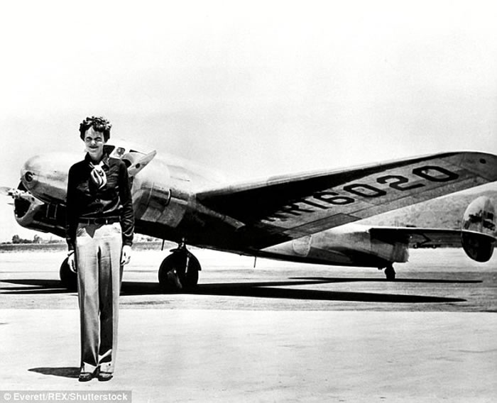 ����Ů��ʦAmelia Earhart��1937����ս�������;��ʧ�� ��������̫ƽ��ĵ�