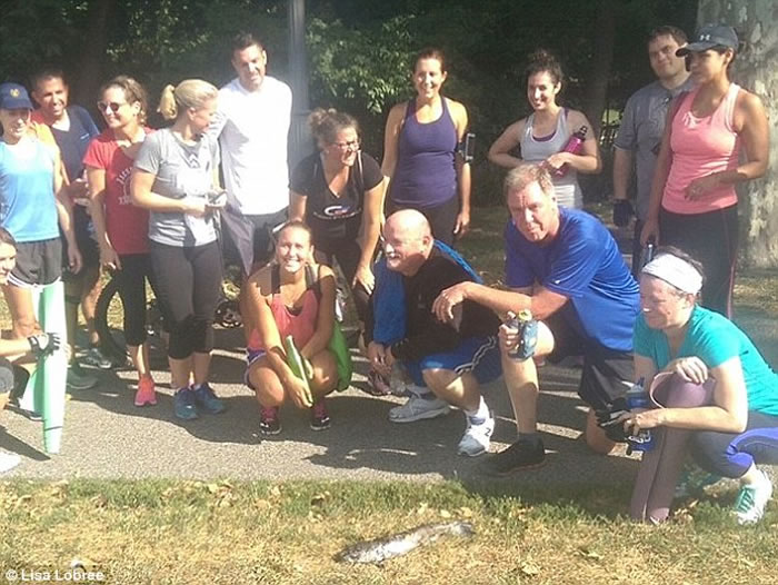 ����Ů���������ӥ����������µ��������