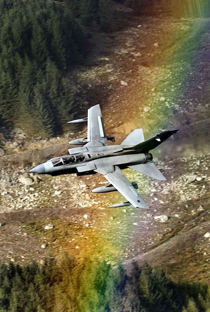 Ӣ����������ն����ӿ��6Сʱ ����̨��ս������Խ�ʺ�һ��