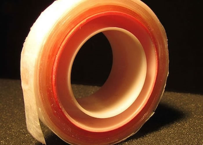 美国大学研发出超疏液胶带 声称什么东西都可以黏得住