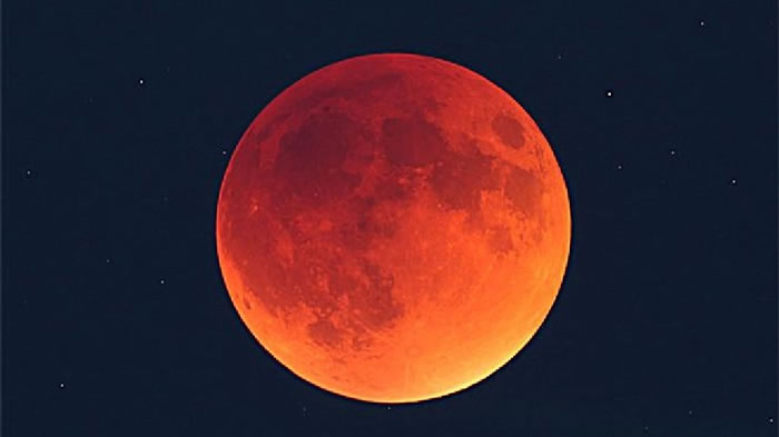 超级满月明晚出现 月球85年来最接近地球