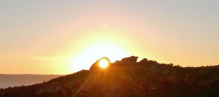 意大利西西里岛南部海岸发现新石器时期的“日历石”