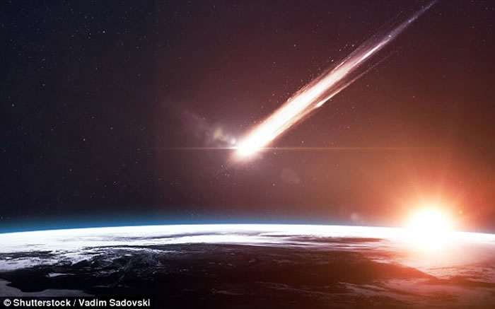 目前,俄罗斯科学家在伊朗卢特沙漠发现大约13公斤类似陨石的物质,其中80%物质来自外太空,被认为与太阳系历史相近,可追溯至大约45亿年前。