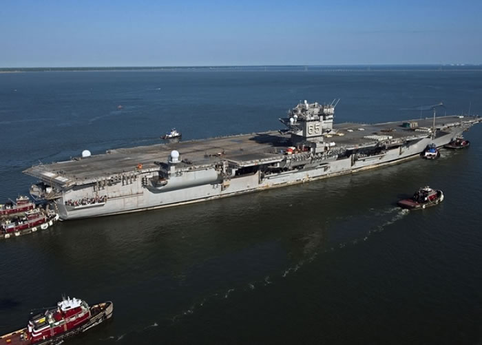 企业号停用后,舰上不少设施已经被拆除。