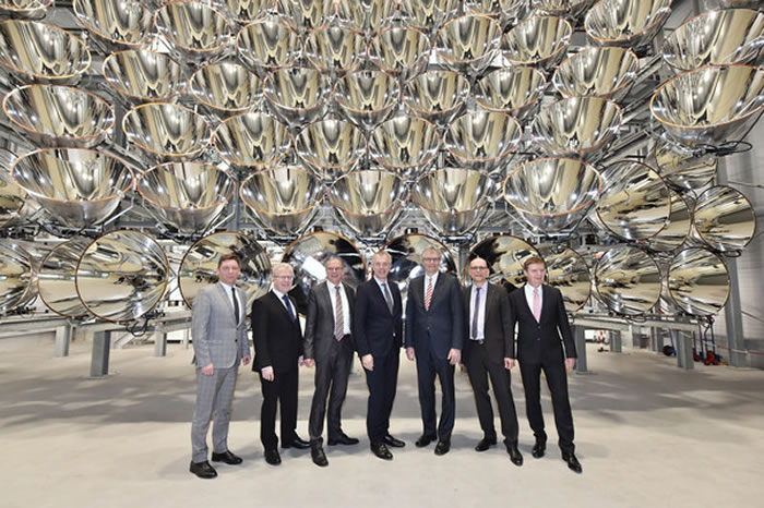 全球最大的人造太阳Synlight德国启用