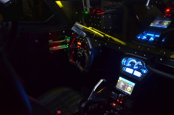 美国军火商测新形轻坦克“切锯”(Ripsaw) 有望成为美军未来新战力