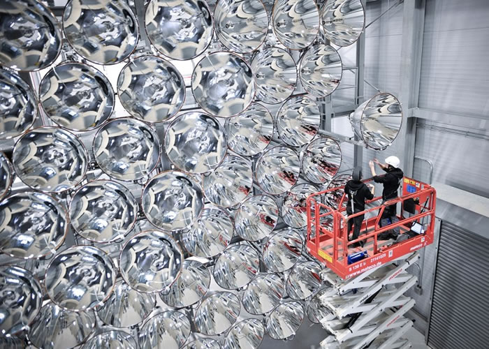 实验日前在犹利克巿进行。