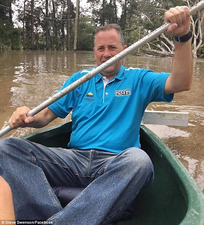 �������Ա˹��ɭ��Steve Swenson�����հ�Ƭ�����ص��罻��վ����ָ������ţ�豻�������½��������