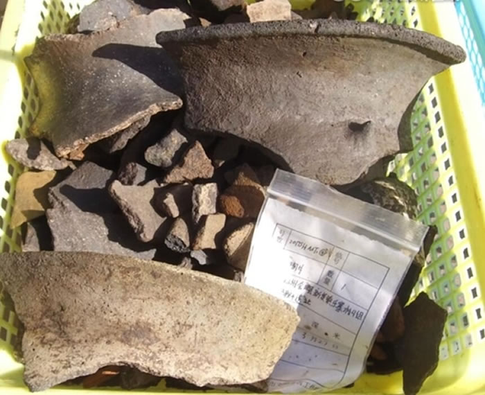 �Ĵ���ɽ�������ֹ�������ַ����ʯ�������ܺʹ���ʱ�����ν�