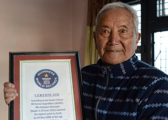 谢尔占曾夺最老登珠穆朗玛峰的吉尼斯世界纪录。