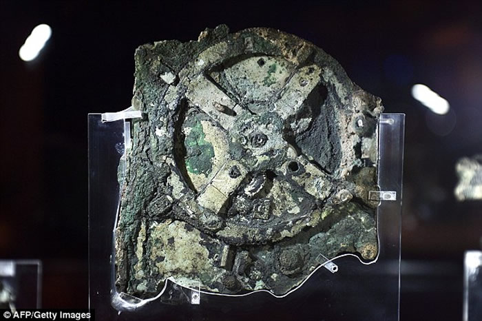 2ǧ��ǰ��ϣ���˵ĸ߿Ƽ����������ײ������ĵ��ԡ�Antikythera Mechanism
